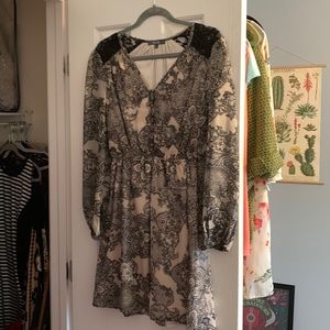 MISS ME black printed dress.  Small